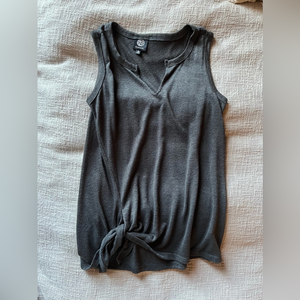 Sleeveless Grey Tank with Tie